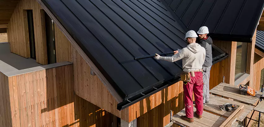 Professional Barn Roof Repair Services in Wilmette, IL