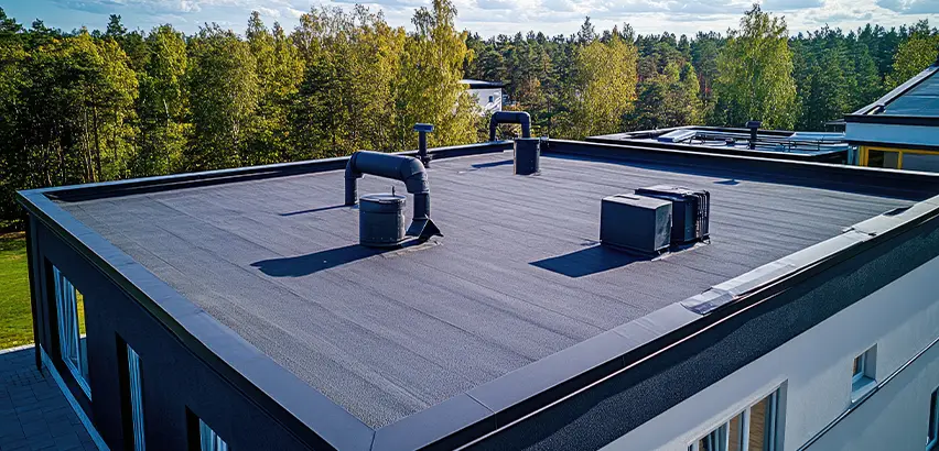 Professional Flat Roof Replacement Services in Wilmette, IL
