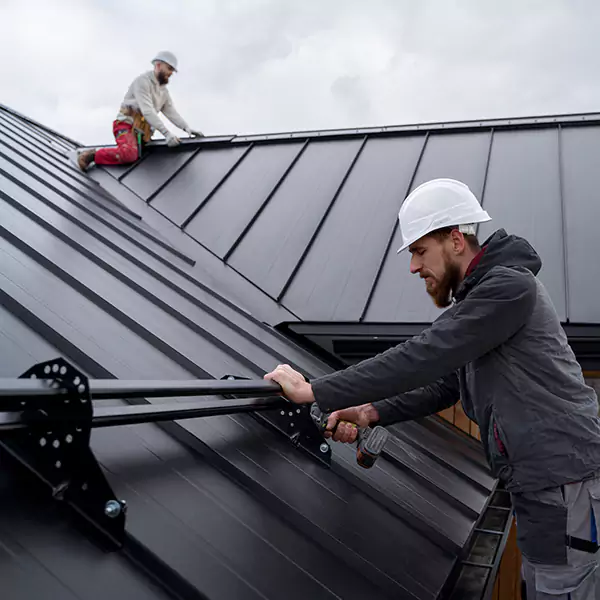 Why Wilmette Property Owners Choose Wilmette Roofing Pro for Metal Roof Repair?