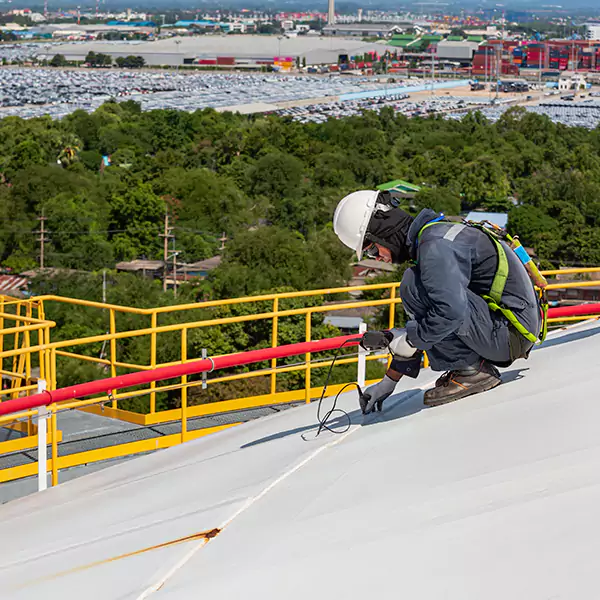 Why Wilmette Roofing Pro Is Wilmette's Trusted TPO Roofing Team?